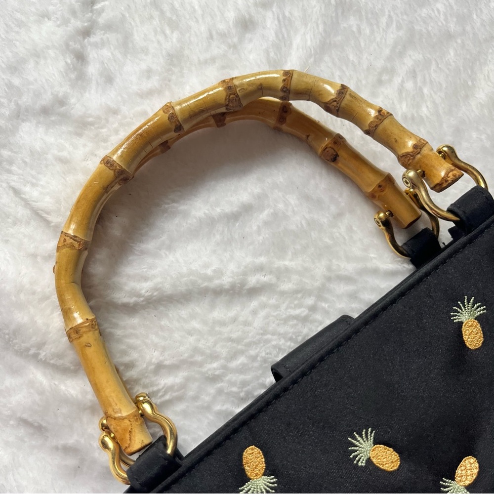CLOSET CLOSING FINAL PRICE Vacation Pineapple Embroidered Purse - Picture 4 of 7